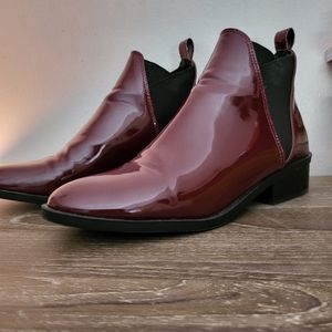 Studio F patent leather ankle boots